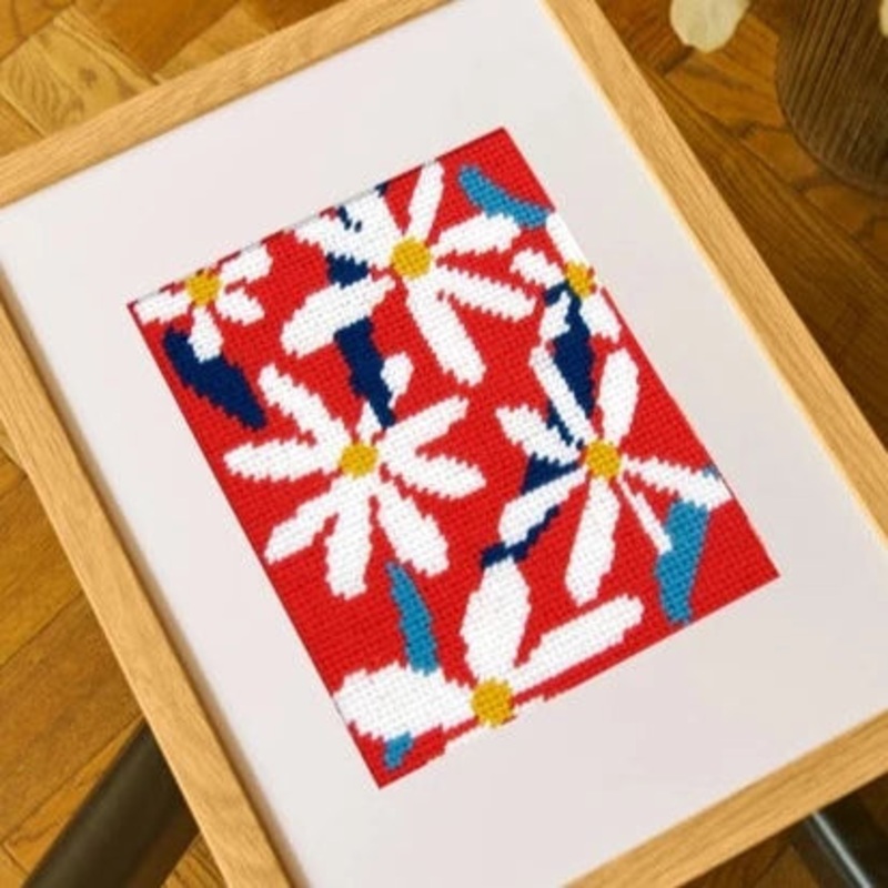 DMC Designer Needlepoint Tapestry Kit - Daisies