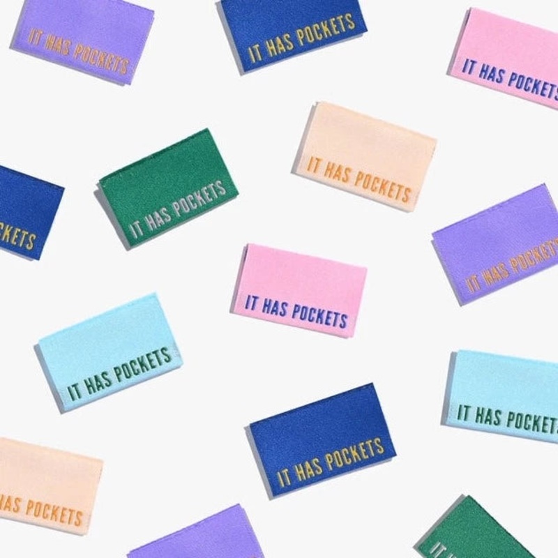 'It Has Pockets' Woven Sewing Labels