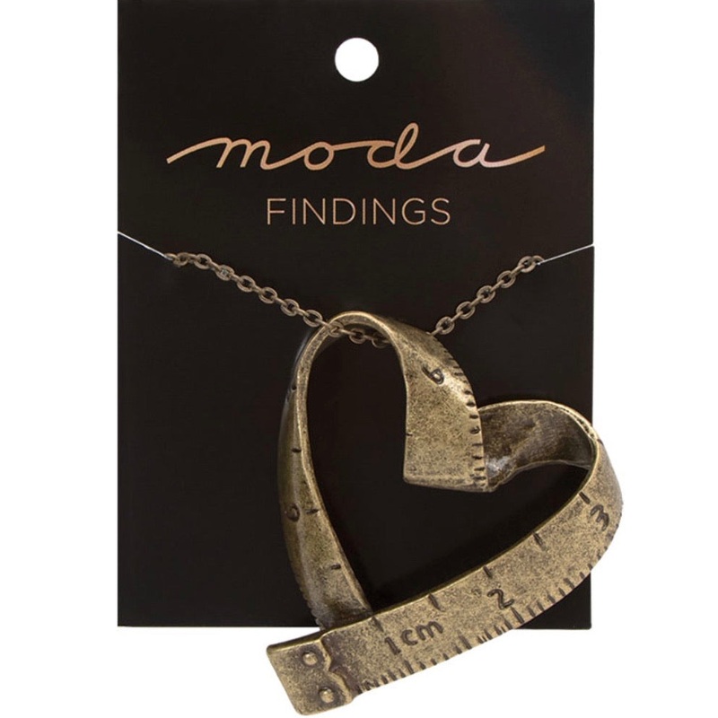 Vintage Heart - Necklace