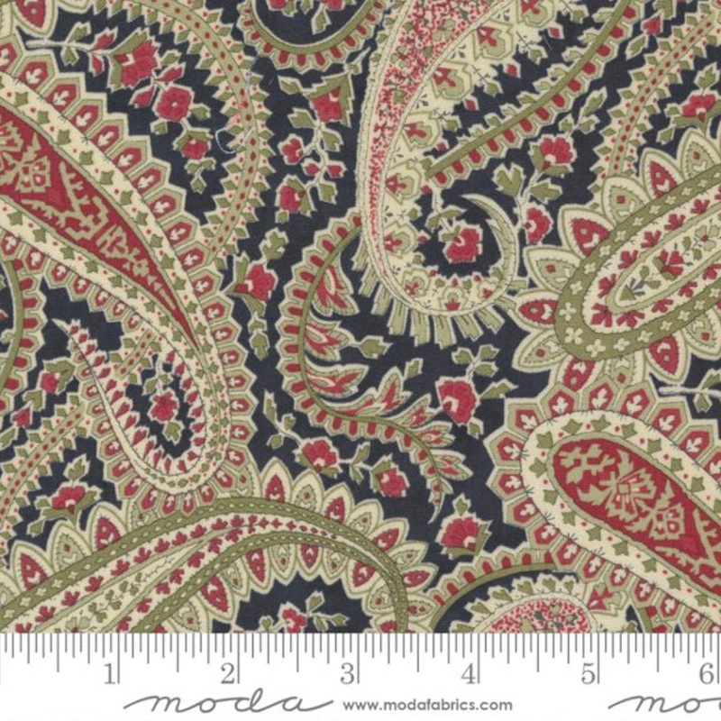 Poinsettia Plaza - Plaza Paisley - Ebony