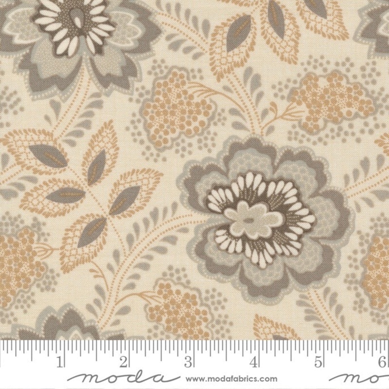 Chateau de Chantilly  - Orleans - Pearl/Roche