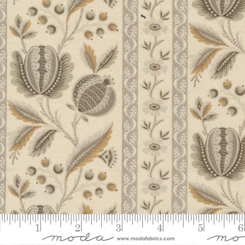 Chateau de Chantilly  - Picardy - Pearl/Roche