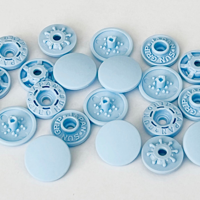 Plastic Finger Snaps - 1/2 - 8pc - Baby Blue