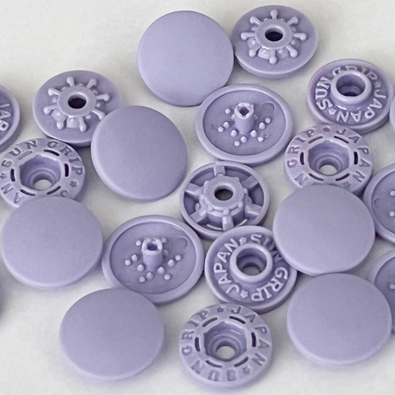 Plastic Finger Snaps - 1/2 - 8pc - Lavender