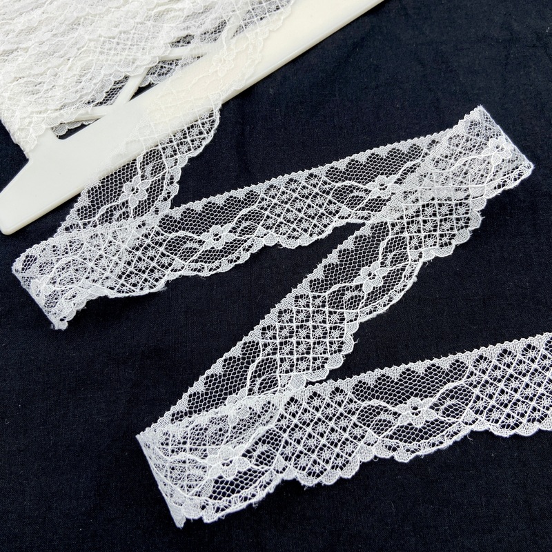 1.25 Janet | Lace