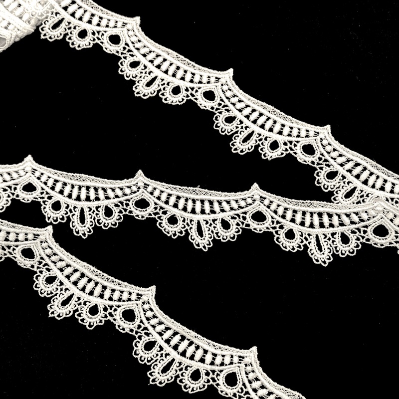 1.75 Mairead | Lace