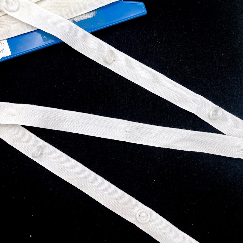 1 Taylor | Ring Tape