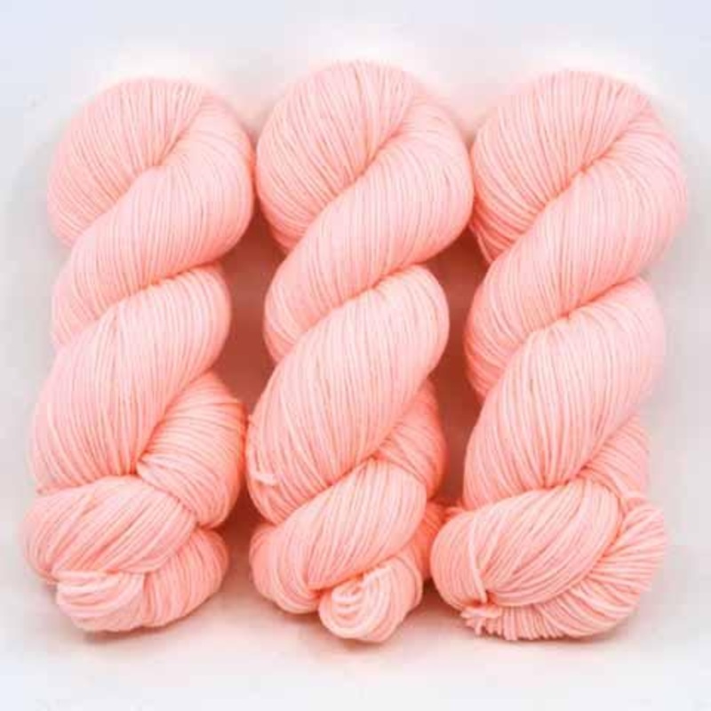 Fizz - Passion 8 Fingering - Dyed Stock