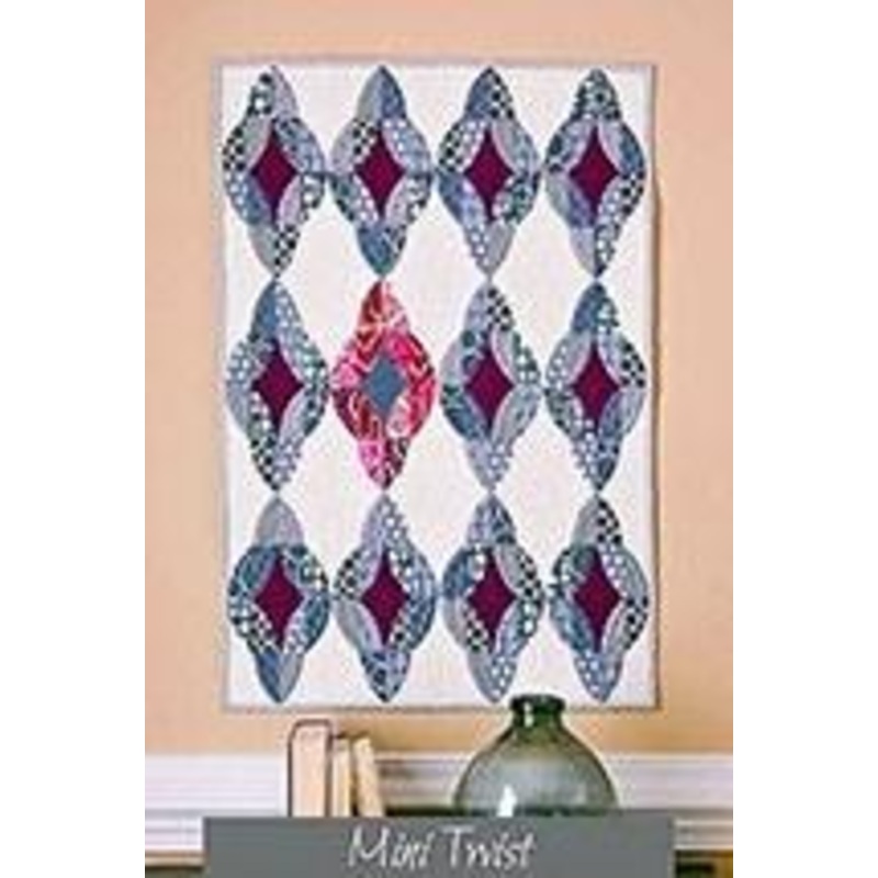 Mini Twist Quilt Pattern using the QCR Mini Ruler (item: SKW098)