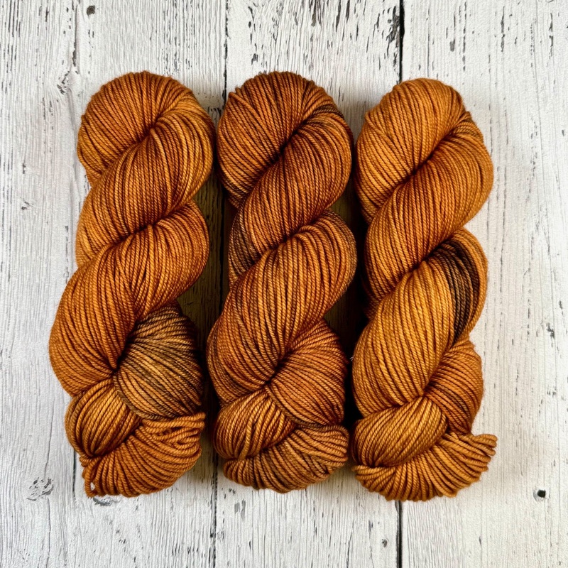 Abyssinian Cat - Merino DK / Light Worsted - Dyed Stock