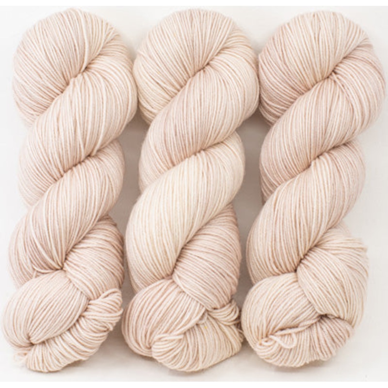 Champagne - Revival Fingering - Dyed Stock