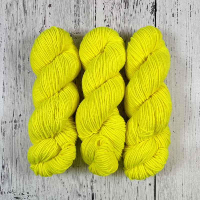 Yellow Light Sabre - Merino DK / Light Worsted - Dyed Stock