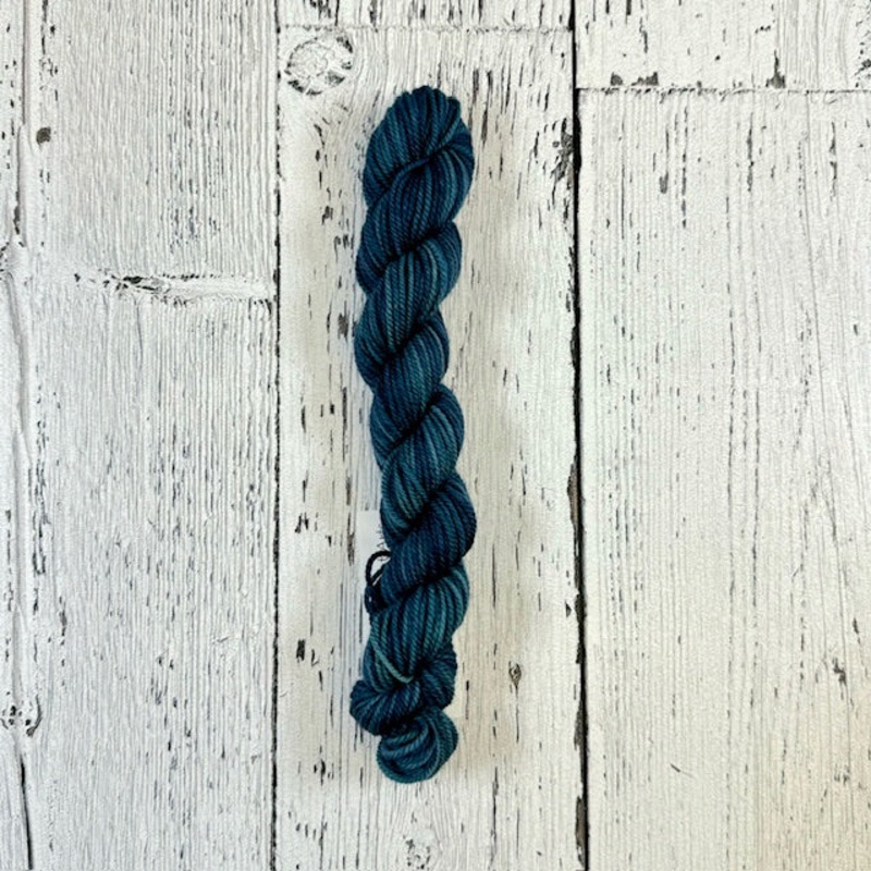 A Midnight Clear - Socknado Mini Twister 20 Gram - Dyed Stock