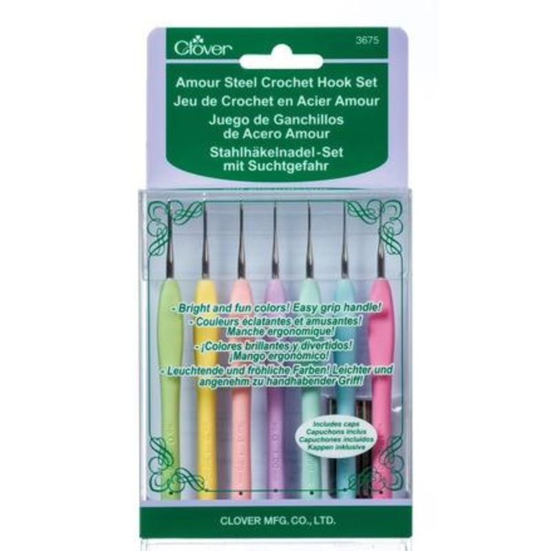 Clover 7 Pieces Amour Crochet Hooks Gift Set, 13.5cm