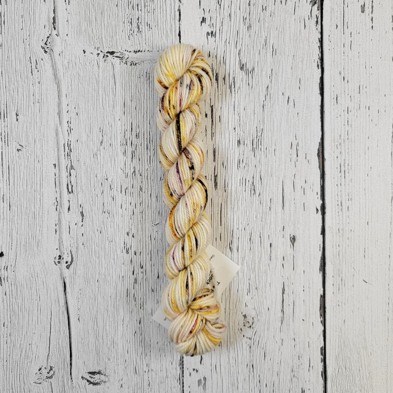 The Bee's Knees - Socknado Mini Twister 20 Gram - Dyed Stock