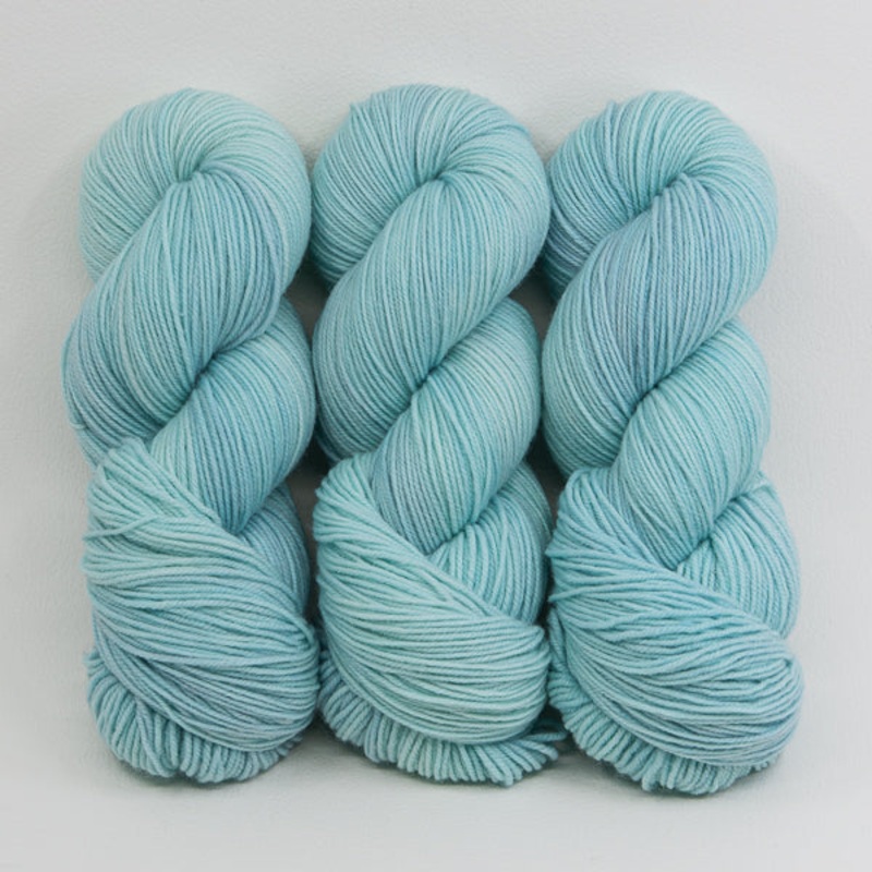 Island Breeze in Fingering / Sock Weight