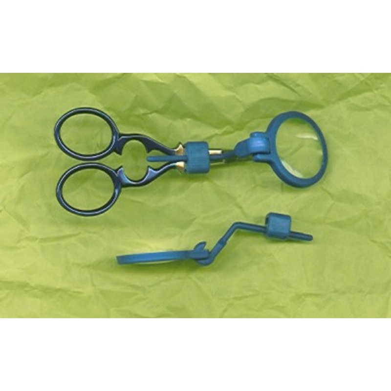 Attachable Magnifier for Scissors