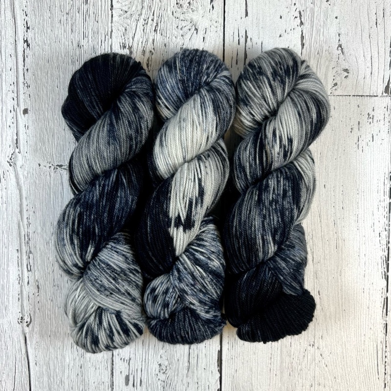 Midnight Winter Walk in Fingering / Sock Weight