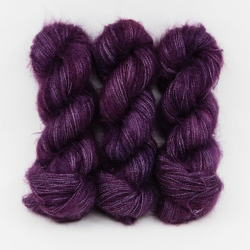 Beaujolais Nouveau - Delicacy Lace - Dyed Stock