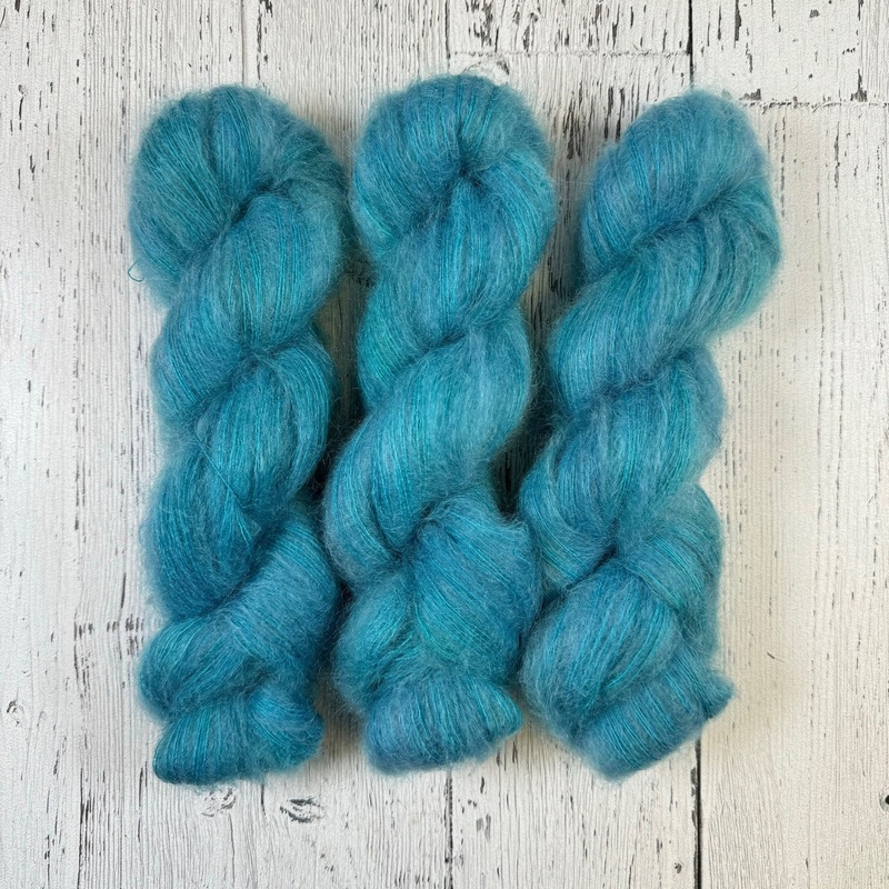 Tropical Getaway - Delicacy Lace - Dyed Stock