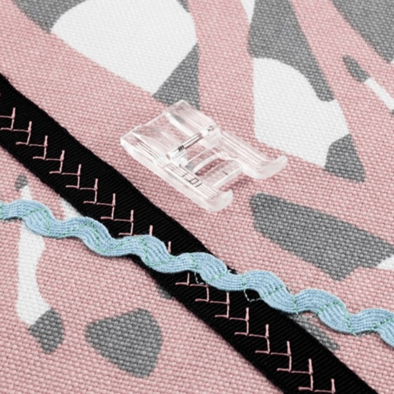 Brother Clear-View Foot, 7mm (SA145)