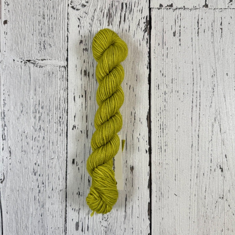 Radioactive - Socknado Mini Twister 20 Gram - Dyed Stock
