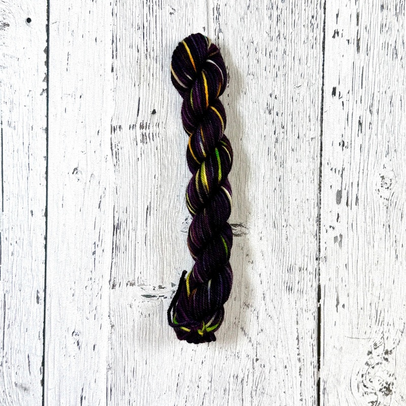 The Void Stares Back - Socknado Mini Twister 20 Gram - Dyed Stock