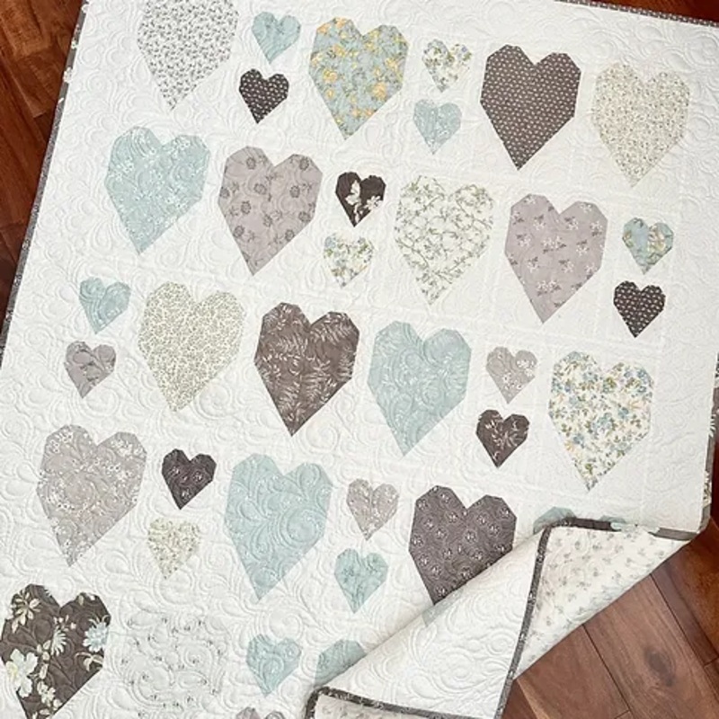 LOVE STORY Quilt Pattern by THE PATTERN BASKET