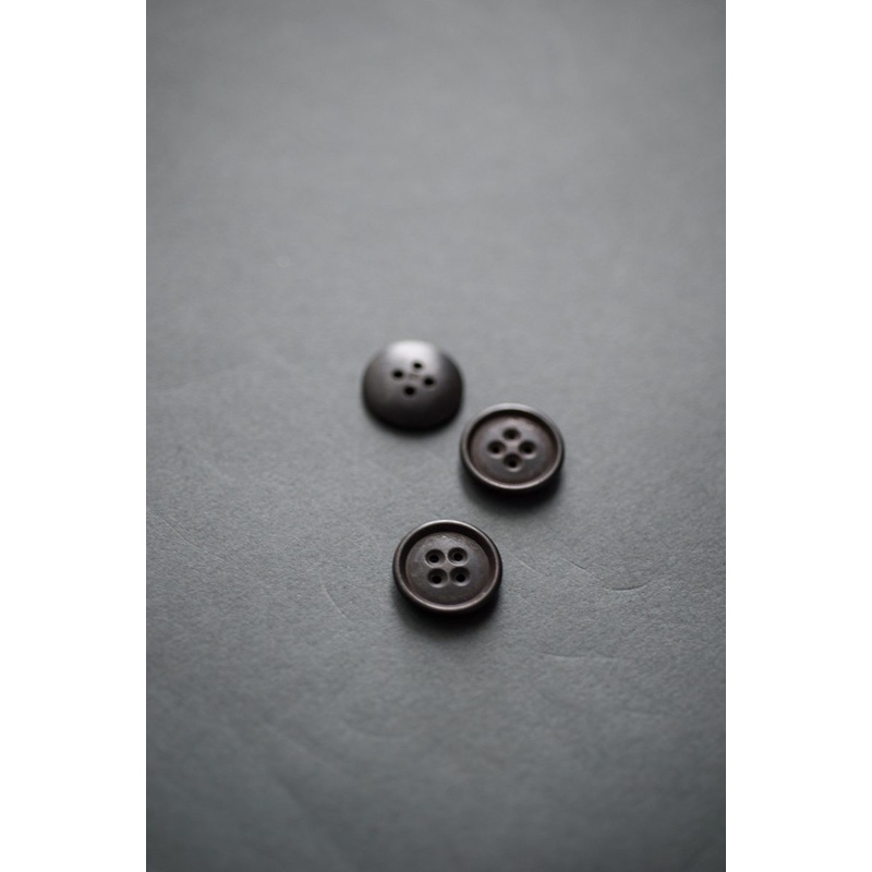 Merchant & Mills Buttons -Simple 18mm
