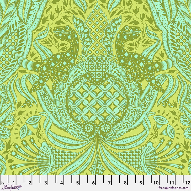 Roar! GIFT RAPT-LIME: PWTP224.LIME - by Tula Pink (1/2 yd.)