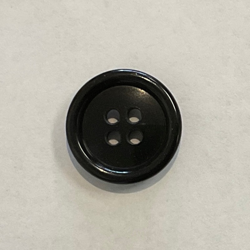 Black Button - Size: 20mm - 4 holes