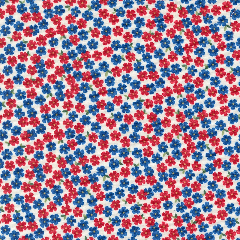 Red White & Bloom: DAISY WHITE Patriotic Posies by Deb Strain (1/2 yd)