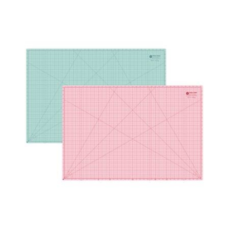 Lori Holt Cute Cutting Mat 24in x 36in *ADDITIONAL SHIPPING CHARGES