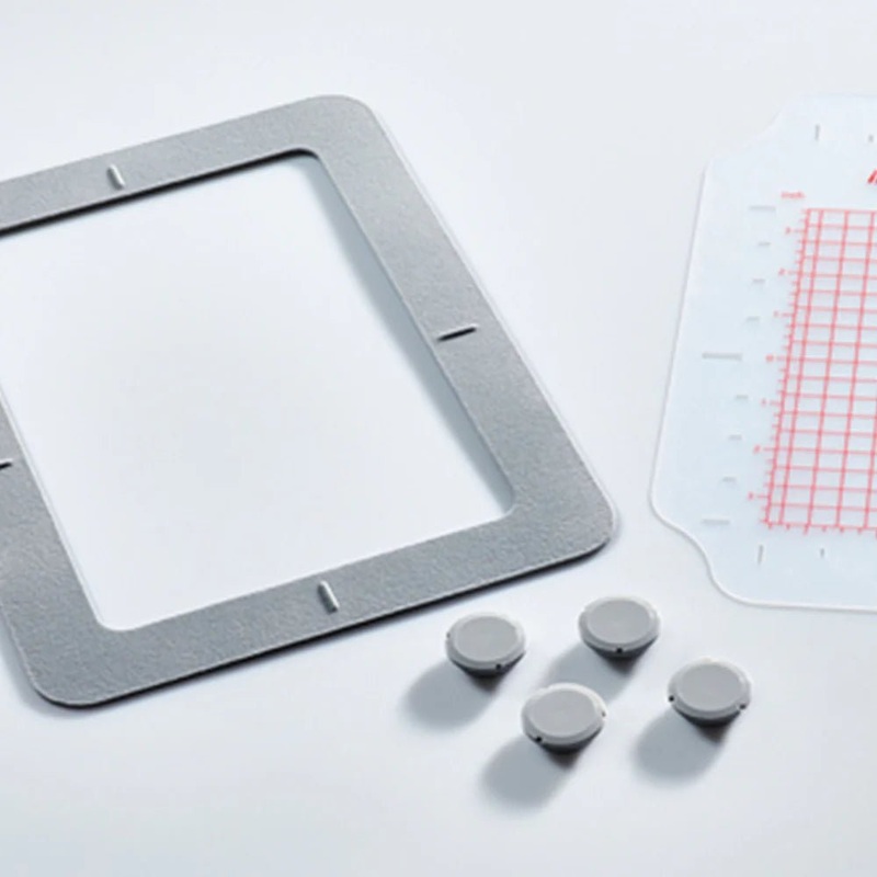 HUSQVARNA VIKING Medium Metal Embroidery Hoop 180 mm x 130 mm