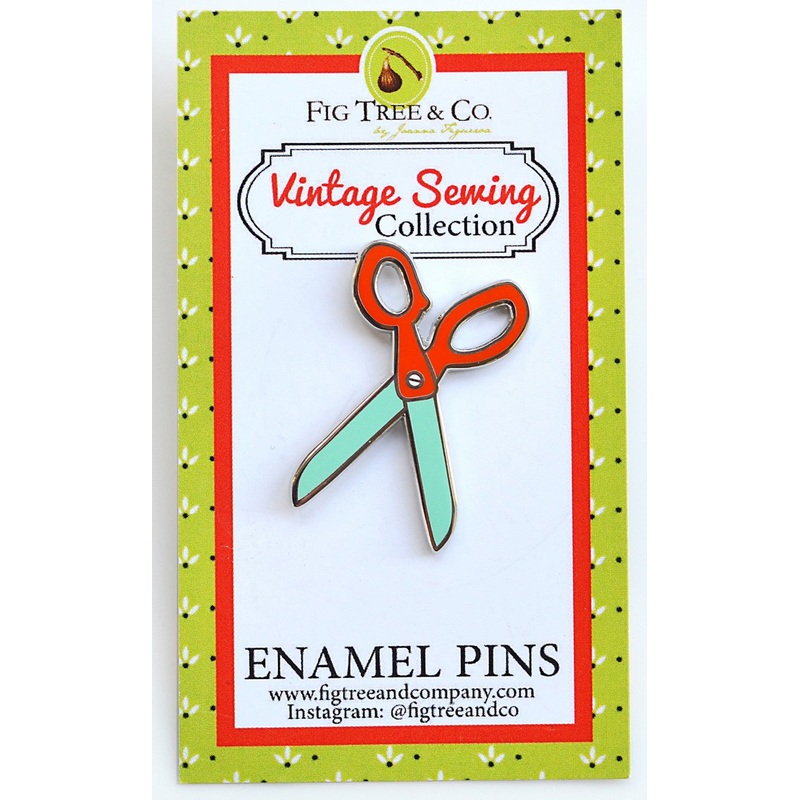 Farmhouse series #1: Retro Scissors Enamel Pin