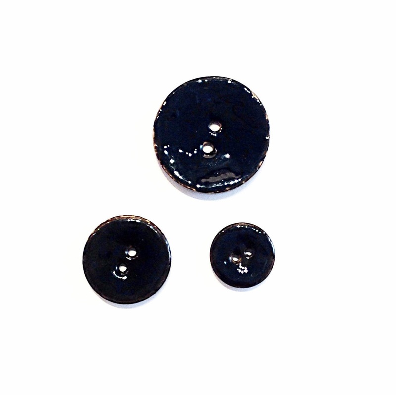 Black Glazed Coconut Shell Buttons