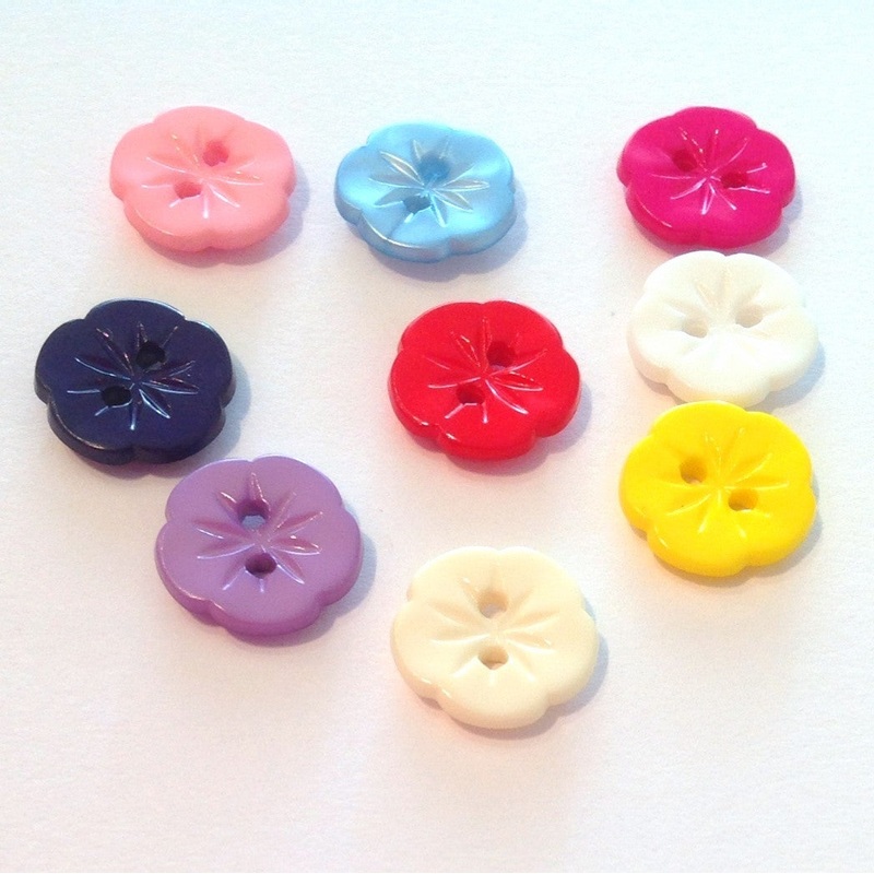 Flower Buttons-Red & Cream & White & Lilac & Purple & Yellow & Pink & Cerise & Blue-12 mm