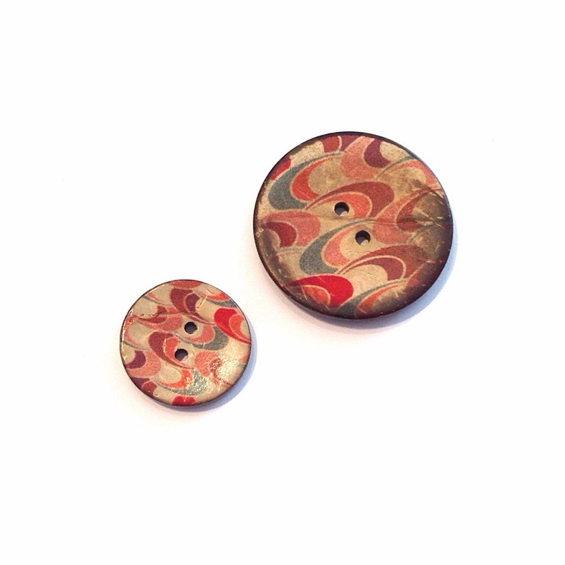 Wave Printed Coconut Shell Button
