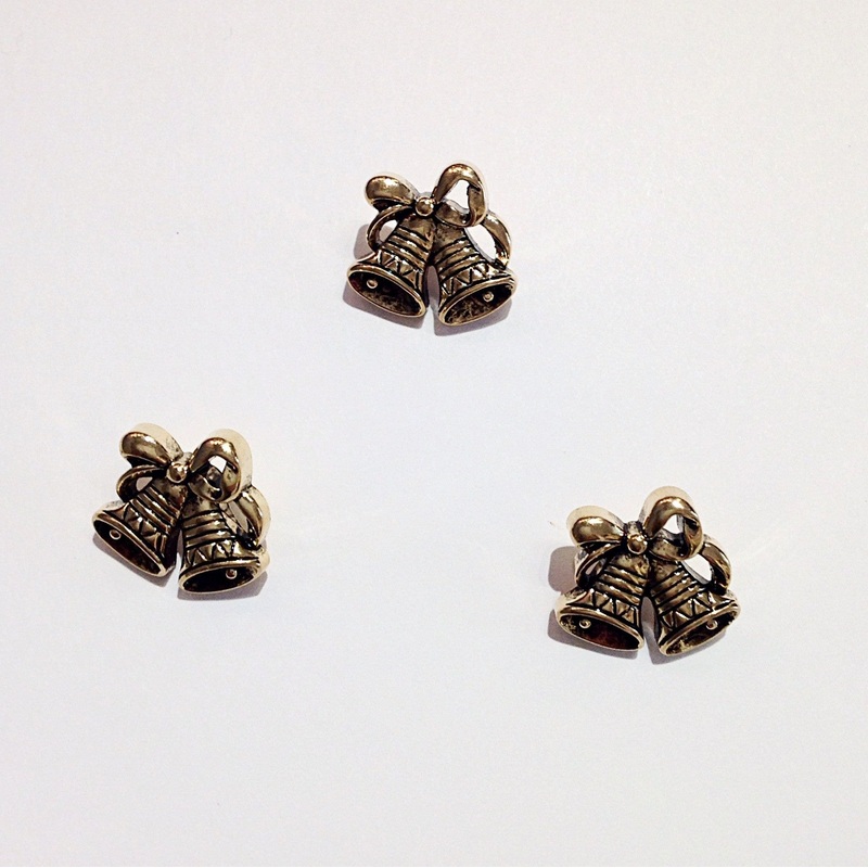 Golden Christmas Bells Button-21 mm