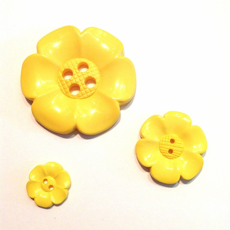 Yellow Flower Button-22 mm & 38 mm & 57 mm