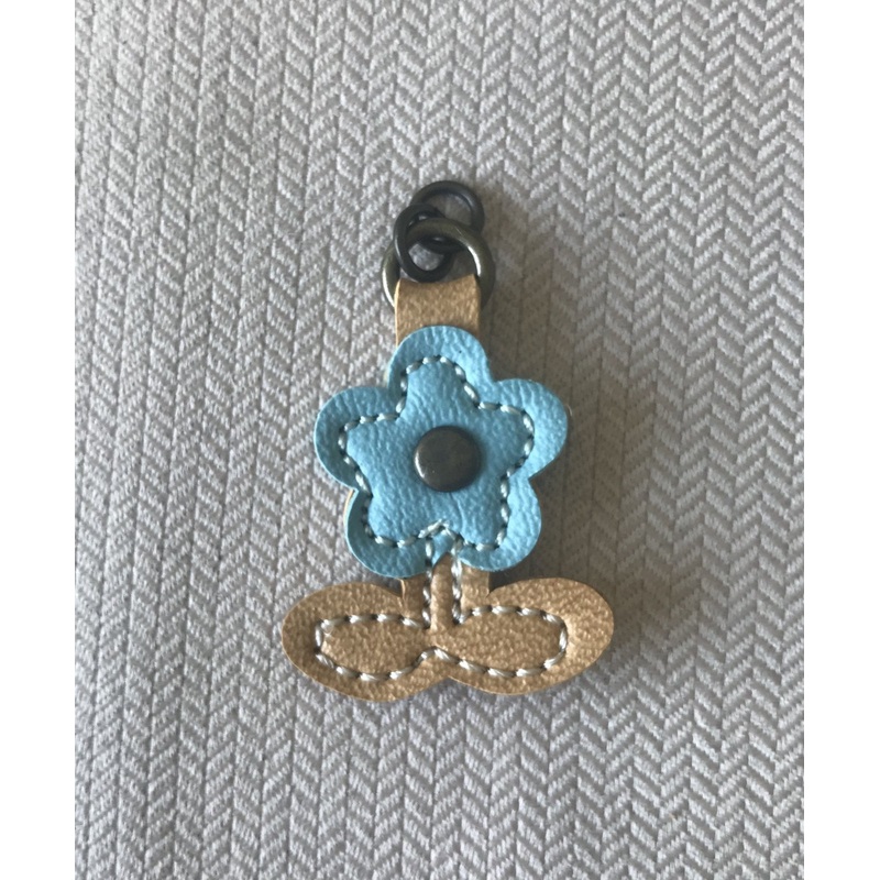 Zip Pull Blue Flower