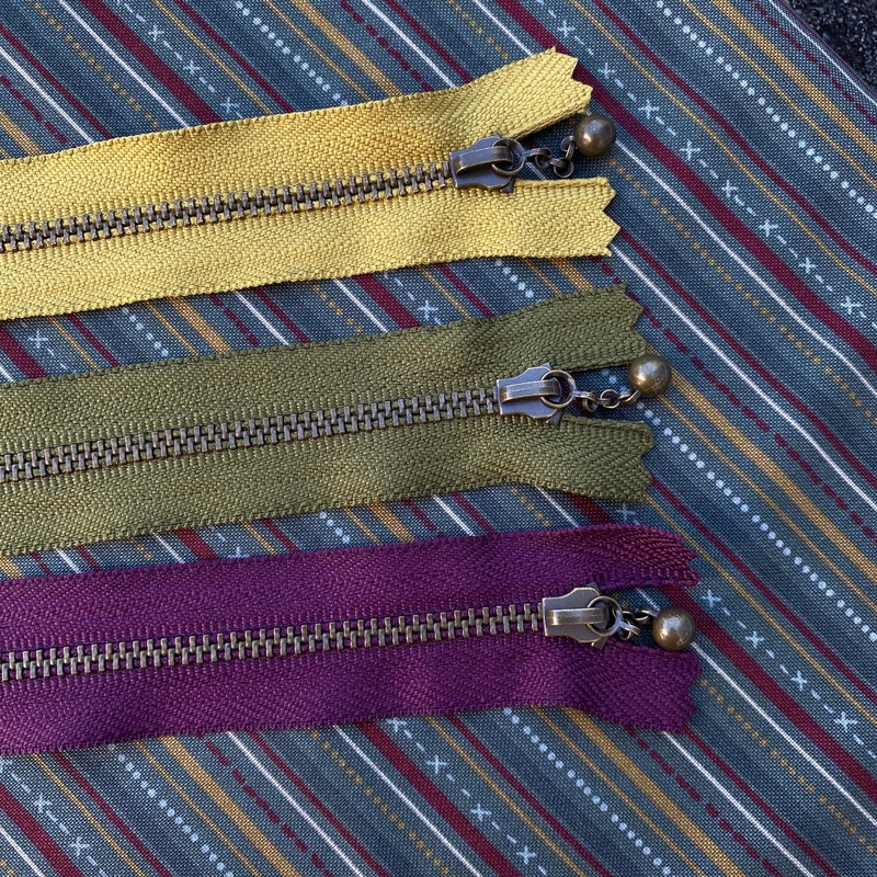 7 1/2 Mixed Zipper Pack (3pcs)
