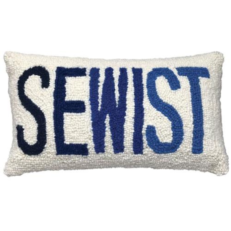 Gifts Wool Hook Pillow Sewist