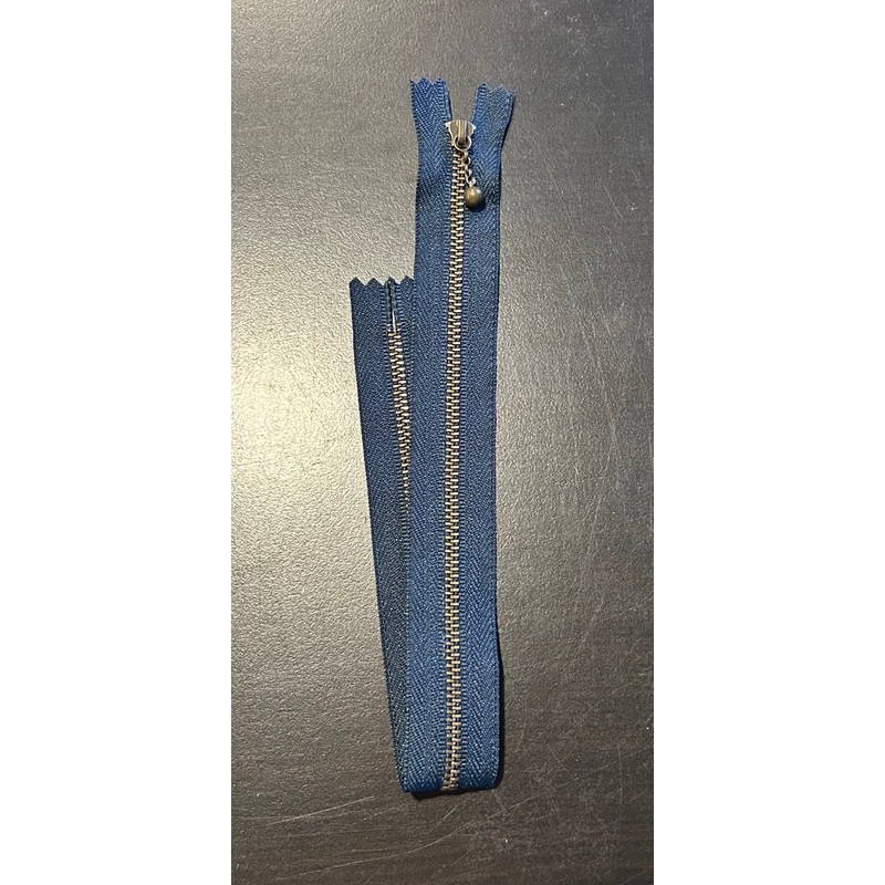 13 1/2 Navy Blue Zipper