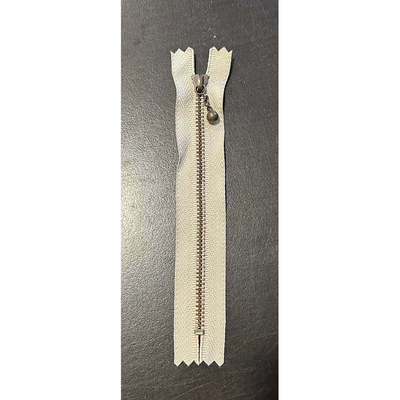 5 Beige Zipper