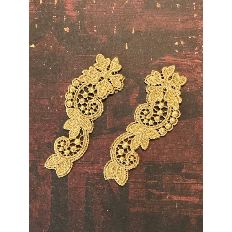 2 PCS Goldenrod Floral Lace Appliques