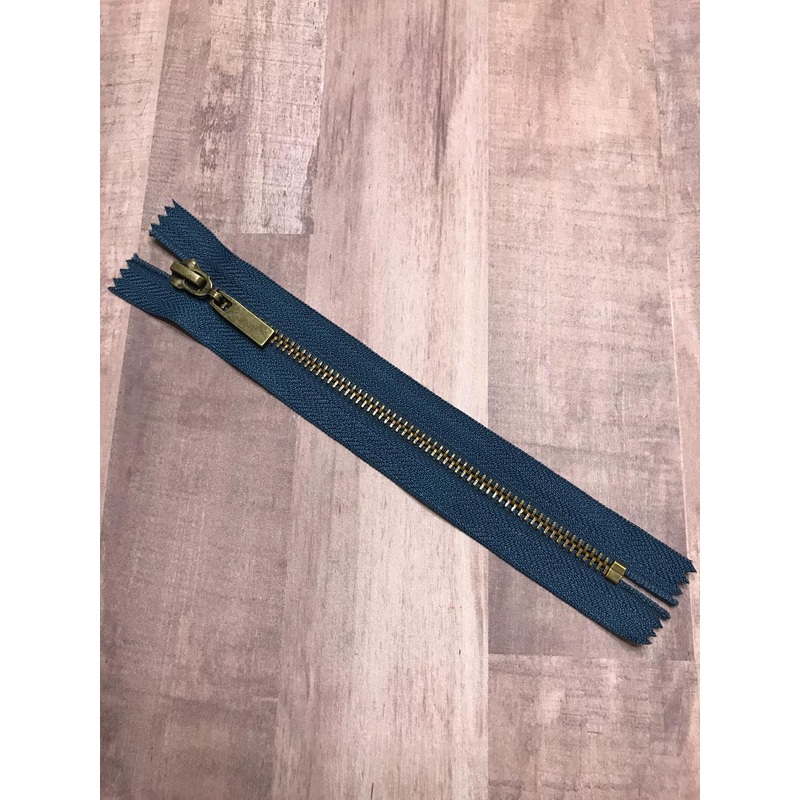 #5 Bronze on Dark Teal 7 Zipper