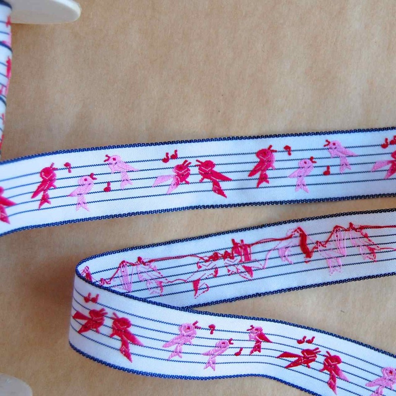 Songbird Jacquard Ribbon-Pink Birds