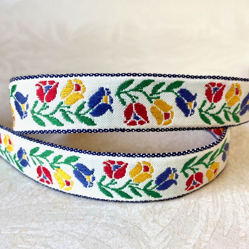 Meandering Tulips Jacquard-Red/Yellow/Navy/Green on White-By the Yard & 36 Yard Roll