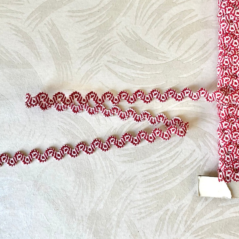 Red & White Woven Fancy Rick Rack